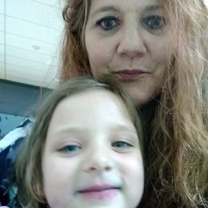 Meet your Posher, Della